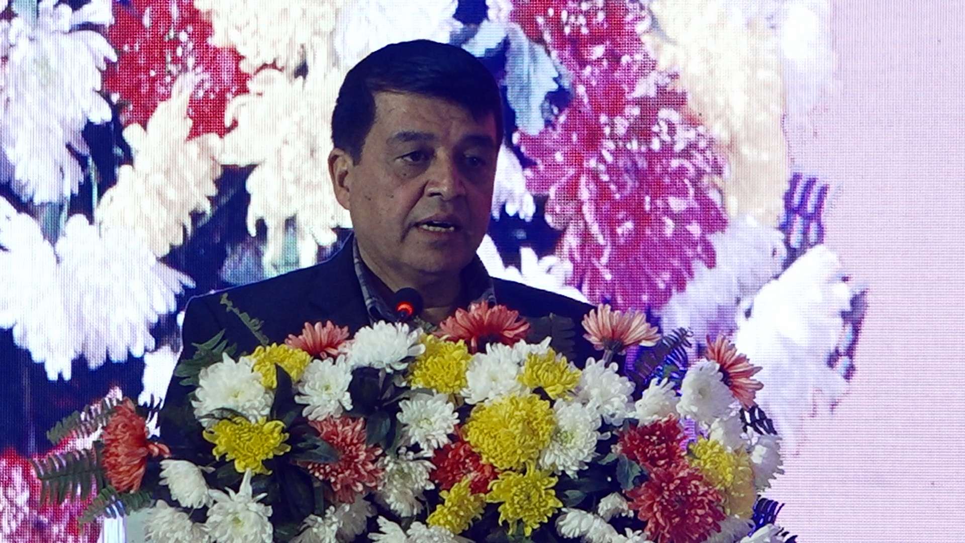 निजी क्षेत्रहरुले अर्थतन्त्रलाई बढाउन धेरै सहयोग पुर्याएको  छ : अध्ययक्ष ढकाल