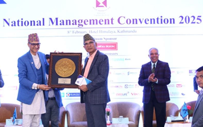 मुलुकको अर्थतन्त्र सुधारका लागि सरकारले पहल गरिरहेको छ : अर्थमन्त्री पौडेल