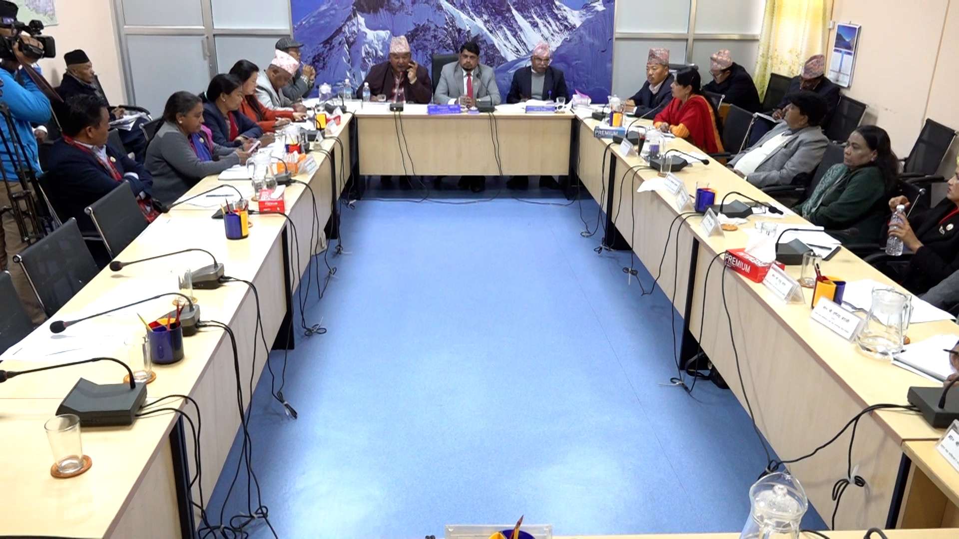 ‘मेडिकल र निर्माण व्यवसायी सम्बन्धि कानुन चाँडै निर्माण गरिने’