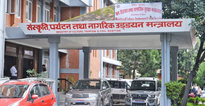 अन्तर्राष्ट्रिय हवाई भाडा धेरै लिएको भेटिए उजुरी गर्न मन्त्रालयको आग्रह
