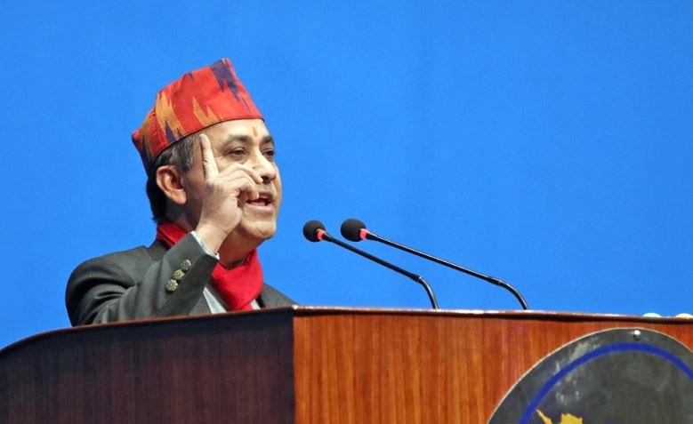 बालेनलाई न्यूरोडको फुटपाथ बढाउन दिनुपर्छ, केन्द्रको हस्तक्षेप बन्द गर : विश्वप्रकाश शर्मा