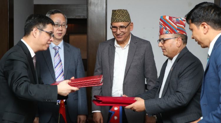 पोखरा विमानस्थलका लागि लिइएको ऋणलाई अनुदानमा बदल्न चीनलाई आग्रह