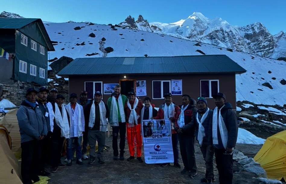 ५ हजार मिटर उचाइमा रहेको पर्यटकीय क्षेत्र मेरा पिकमा स्वास्थ्य क्लिनिक सञ्चालन
