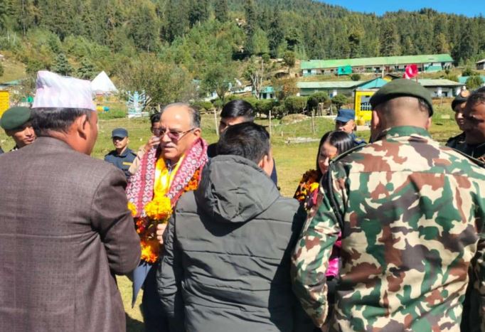 आज जुम्लाको जनसभालाई सम्बोधन गर्दै अध्यक्ष प्रचण्ड